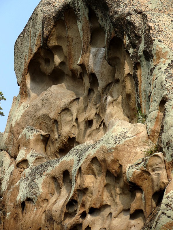 Святой Камень Аулиетас 4.jpg