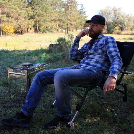 Раскладной стул с мягкой спинкой