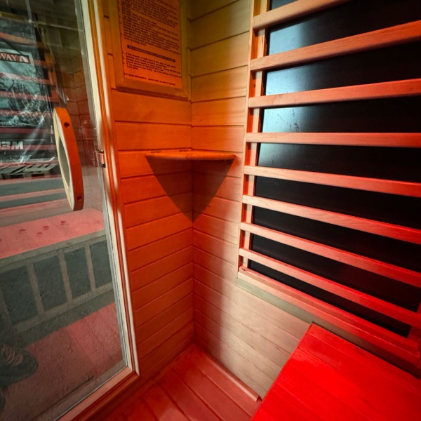 infrakrasnaya_sauna_1200kh1050kh1900_khemlok