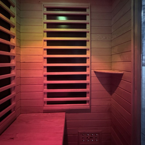 infrakrasnaya_sauna_1200kh1050kh1900_khemlok