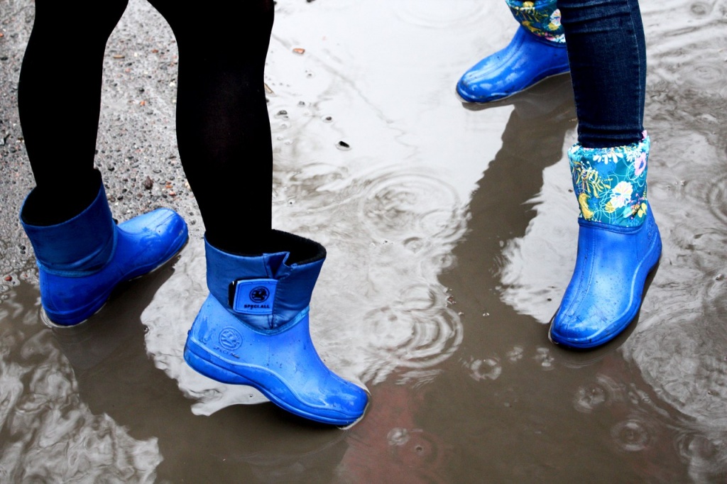 Обувь которая не боится ни слякоти.jpg Обувь которая не боится ни слякоти.jpg