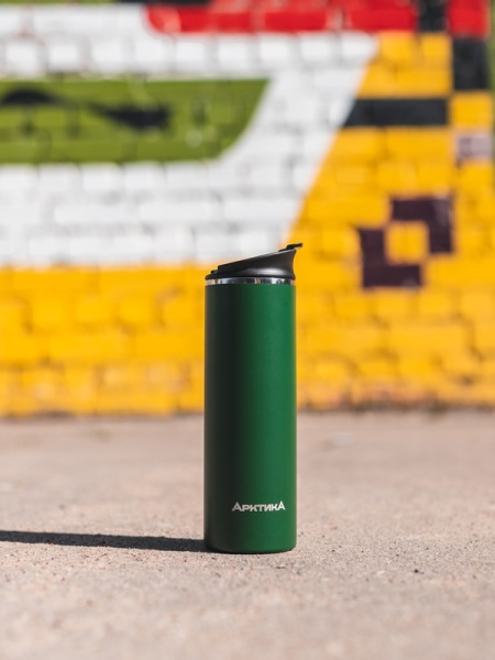 termos_kruzhka_vakuumnyy_bytovoy_tm_arktika_0_48_l_art_710_480_zelyenyy