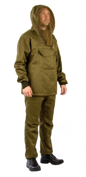 kostyum_antignus_greta_oliva