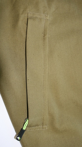 skaut_kostyum_palatka_khaki